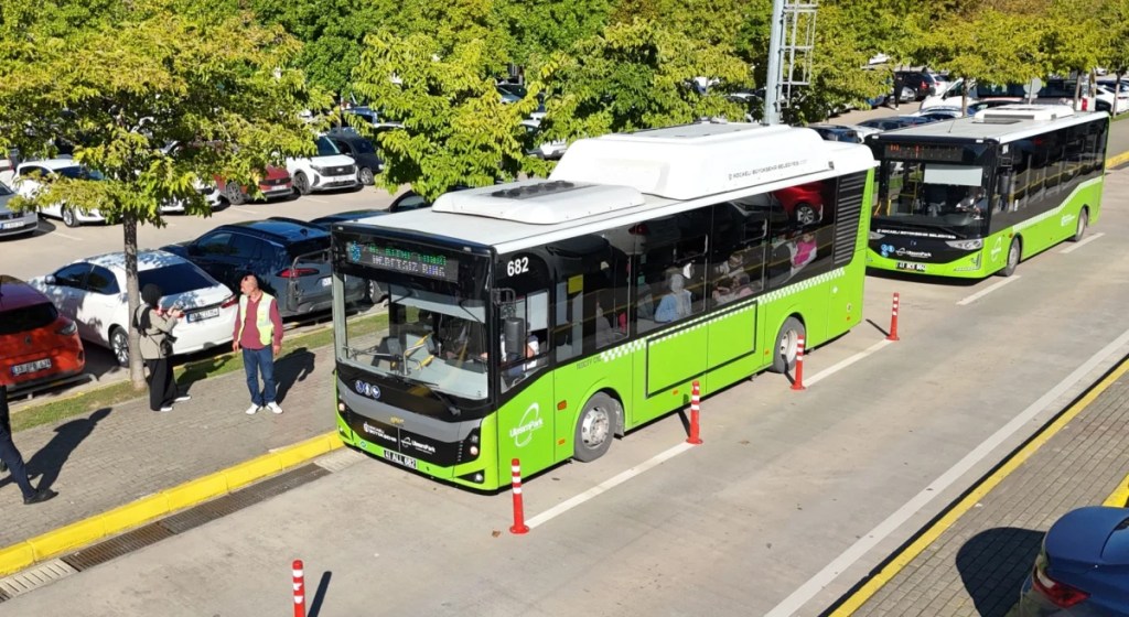 Kocaeli Kitap Fuarı'na ulaşım ücretsiz sağlandı - 2. görsel