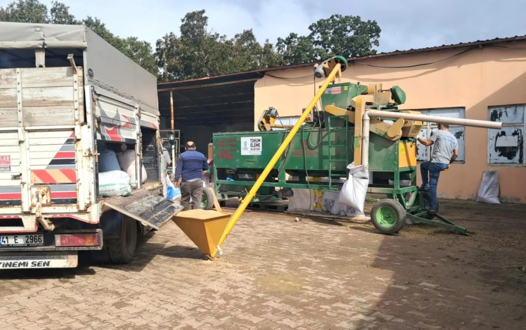 Kocaeli'de çiftçiye seyyar selektör desteği