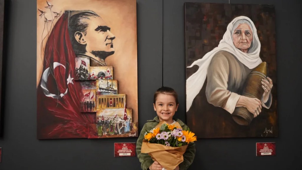Kocaeli’de Cumhuriyet Sergisi Kapılarını Açtı