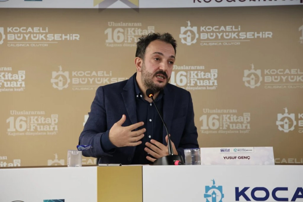 Kocaeli'de romanlarla yakın tarih konuşuldu - 3. görsel