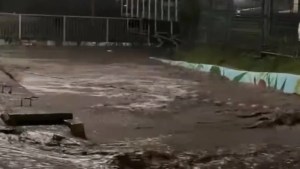Kocaeli’de sağanak hayatı felç etti!