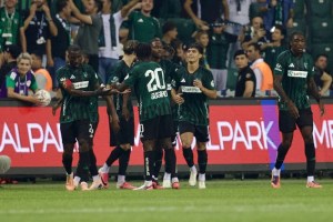 Kocaelispor Beşiktaş deplasmanında