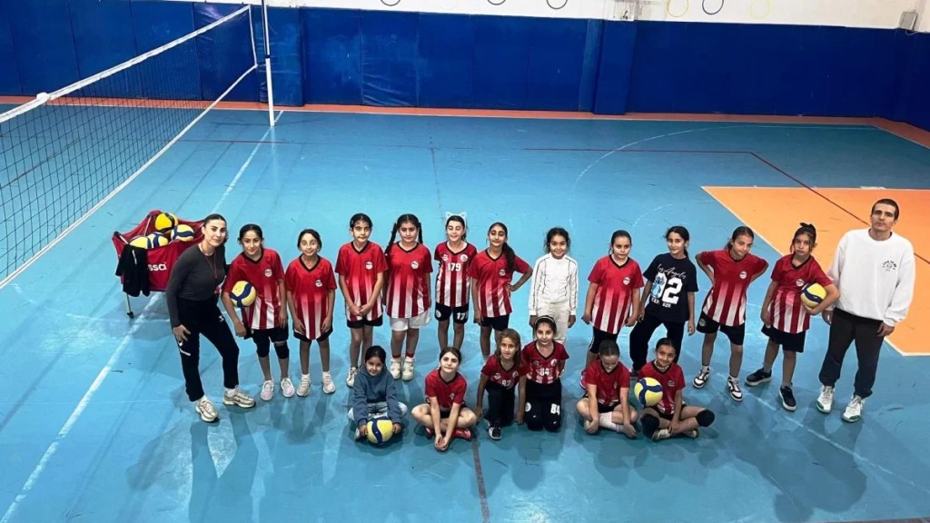 Körfez’de ücretsiz spor okulları sürüyor