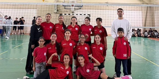 Körfez’in Midi Kızları Sahada Güven Verdi