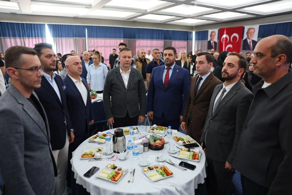 MHP Darıca Teşkilatı Kahvaltıda Buluştu