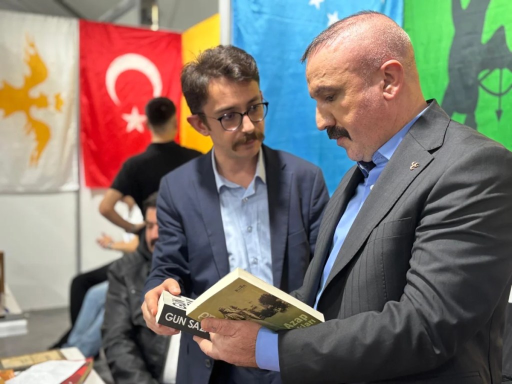 MHP Dilovası Teşkilatı Kitap Fuarında - 2. görsel