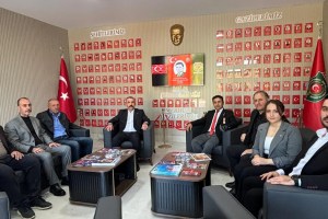 MHP Dilovası’ndan gaziler derneğine ziyaret