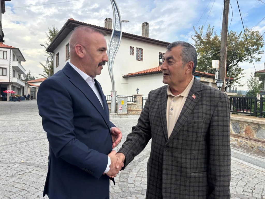 MHP heyeti Tavşancıl esnafıyla buluştu
