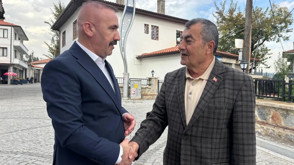 MHP heyeti Tavşancıl esnafıyla buluştu