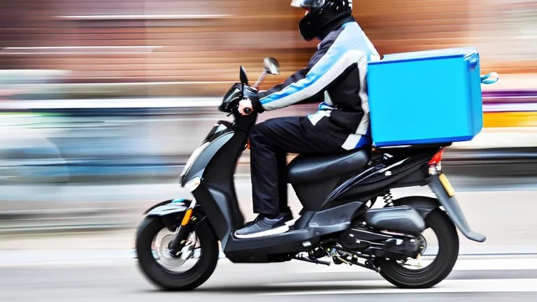 Motosiklet ve motokuryelere trafik yasağı!