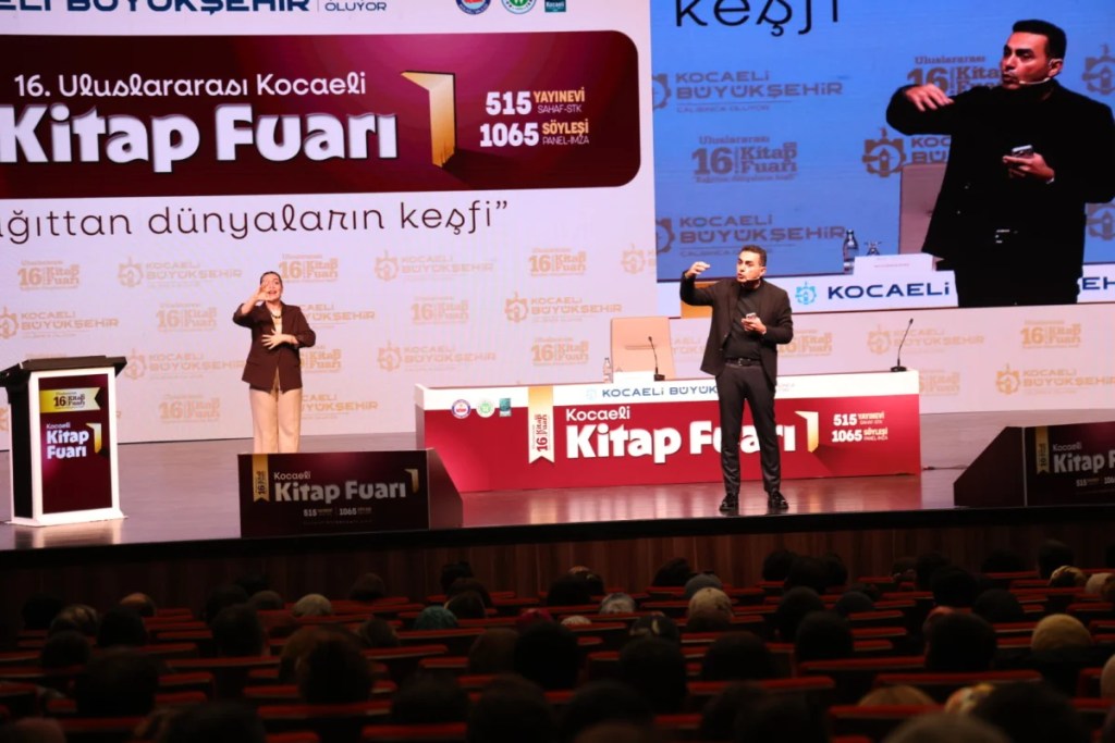 Psikolog Beyhan Budak okurlarıyla buluştu - 2. görsel