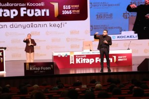 Psikolog Beyhan Budak okurlarıyla buluştu