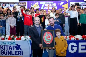 Sertaç Güngör Çayırova’da miniklerle buluştu
