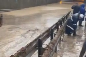 Seymen Battı Çıktı Trafiğe Kapatıldı!