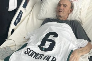 Soner Alp 64 yaşında yaşamını yitirdi