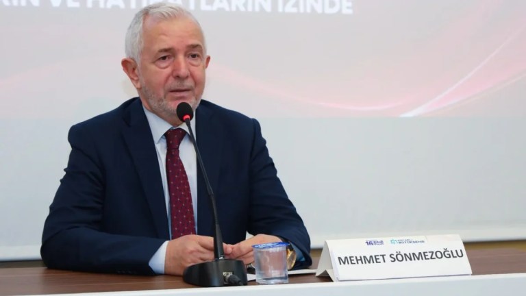 Sönmezoğlu Kitap Fuarı’nda aileyi anlattı