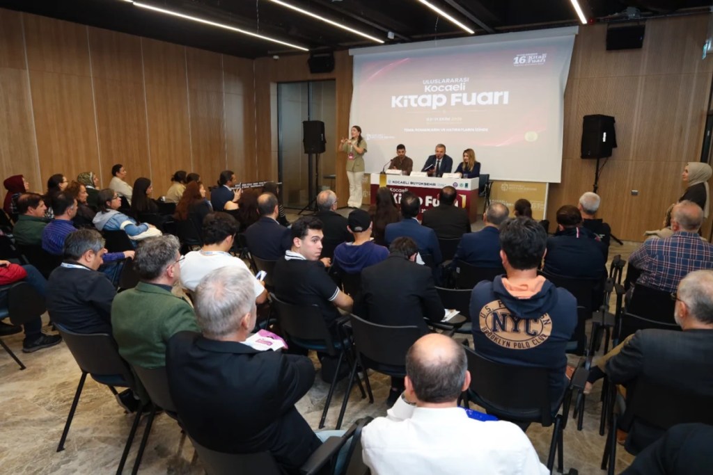 Spor Kenti Kocaeli kitabı fuarda tanıtıldı