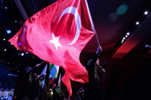 Türk Dünyası Buluşması salona sığmadı