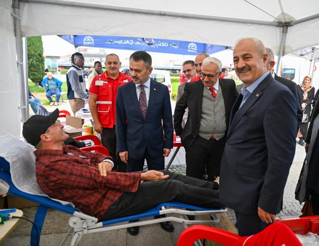 Vali Aktaş Gebze'deki kan bağışına katıldı - 2. görsel