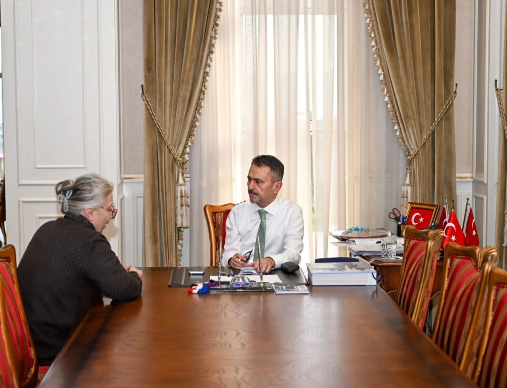 Vali İlhami Aktaş vatandaşlarla buluştu