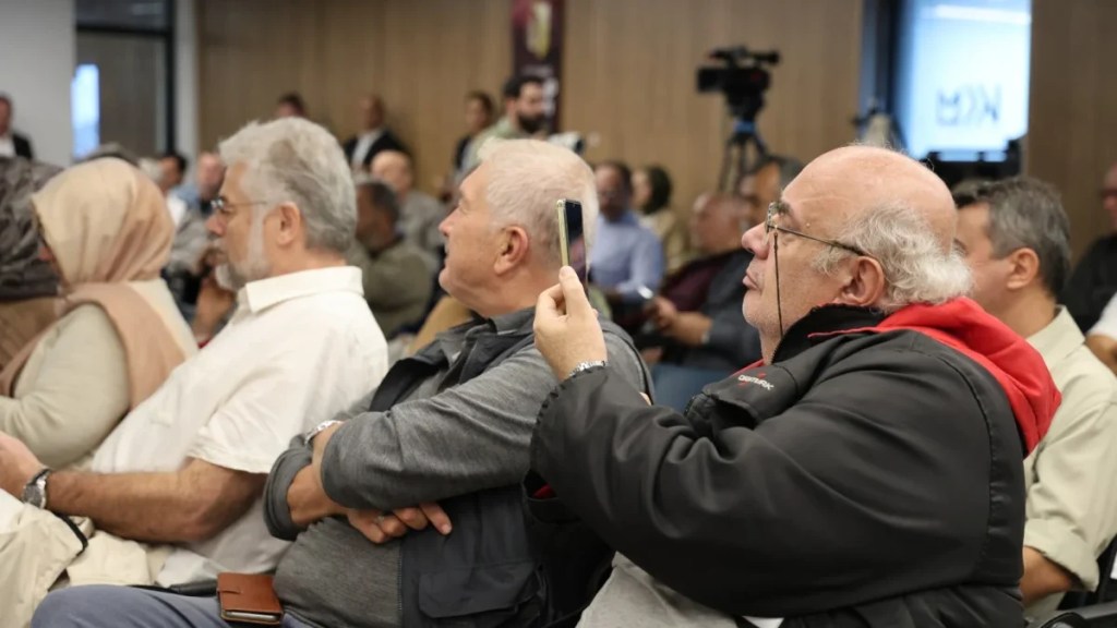 Zafer Şahin’den sosyal medya ve algı uyarısı